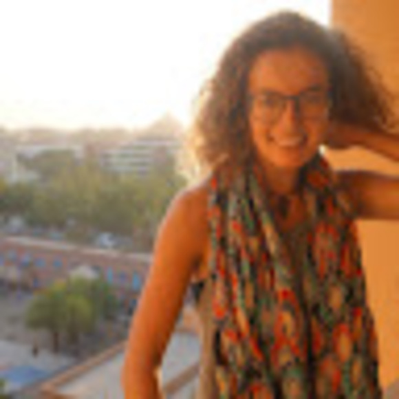 Meet your Posher, Gabriella - Picture 1 of 1